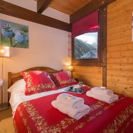 Апартаменты Sainte-foy-l'argentiere Sleeps 4 *